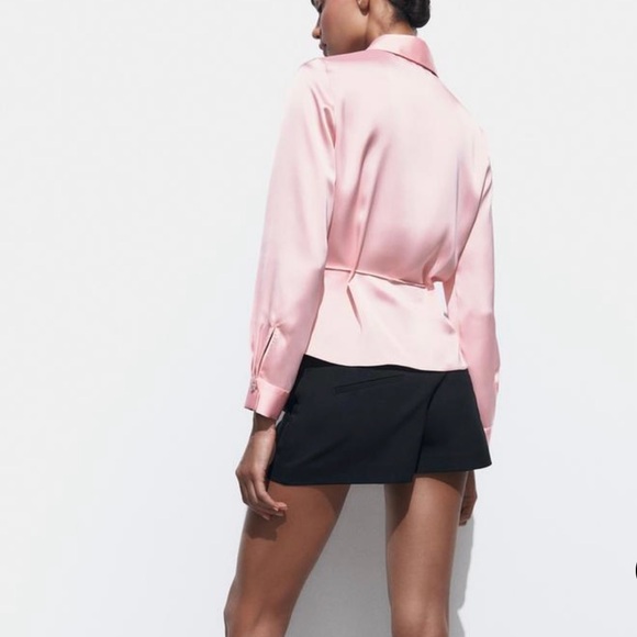 Zara Pink Blouse with Black Shorts Set - Picture 6 of 11
